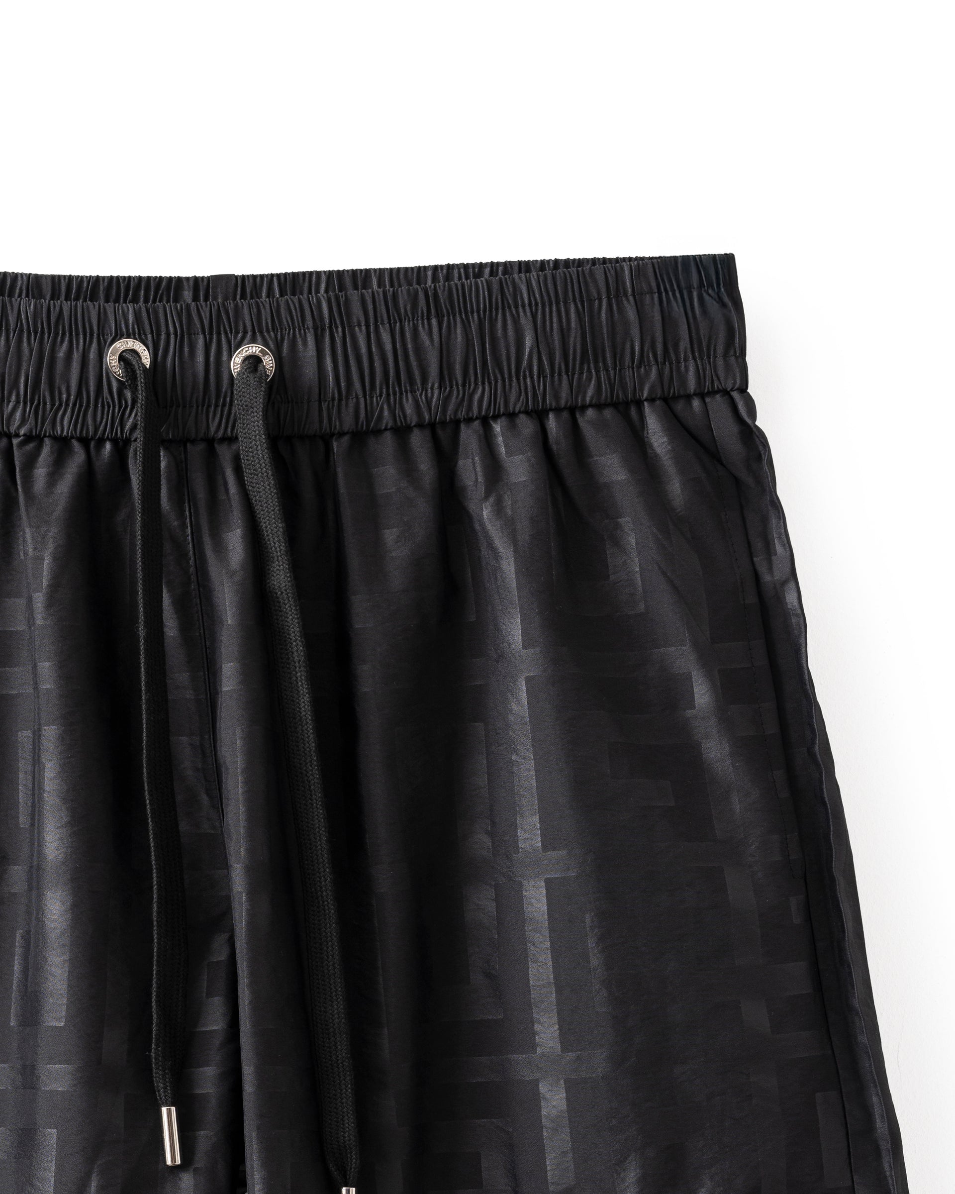 Short GIV Black